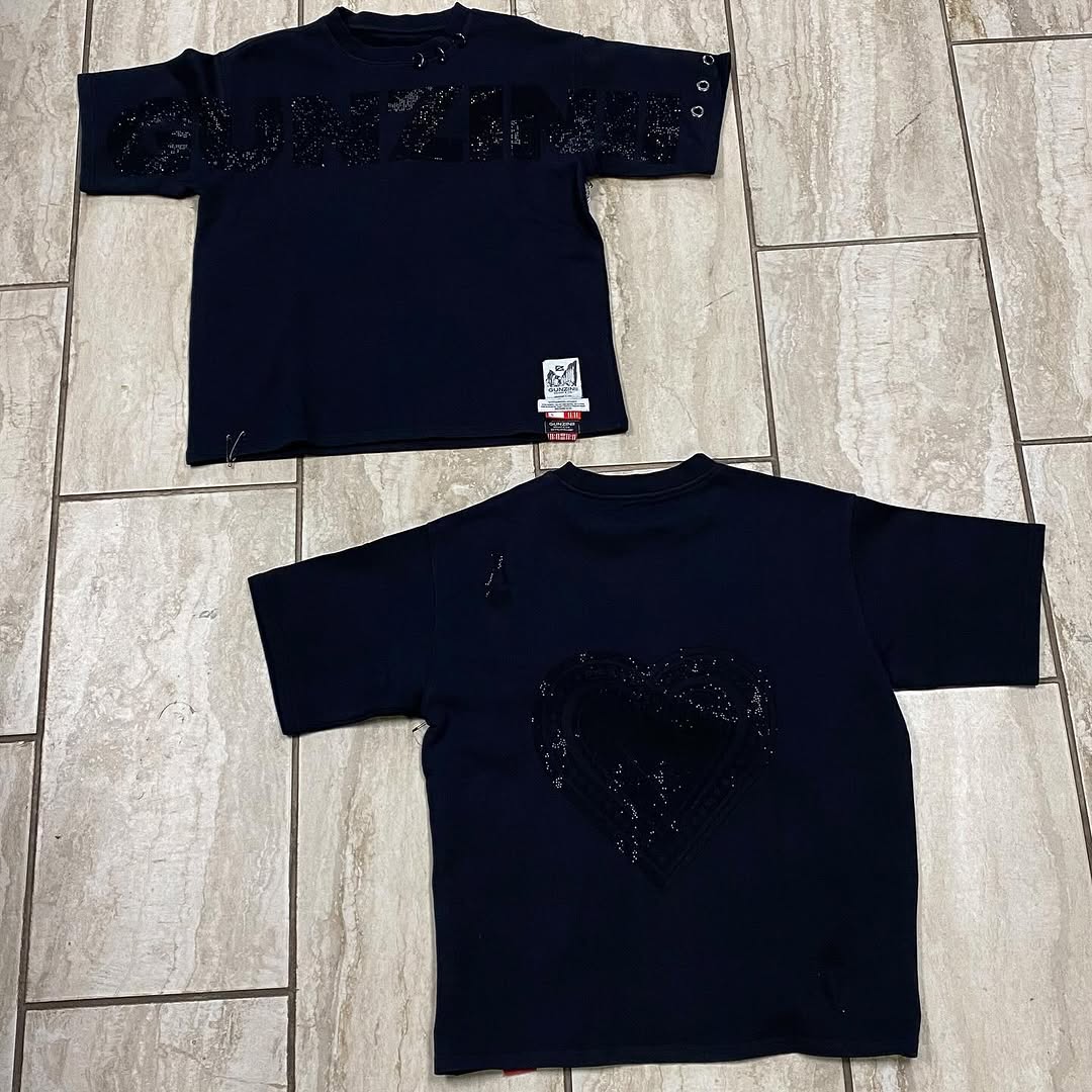 Gunzini Rhinestone Tee – Distressed Heart Back