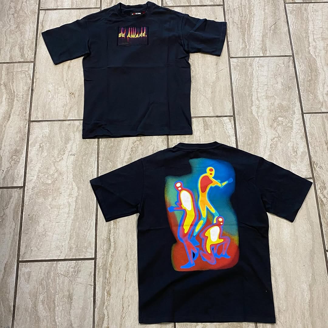 Fly Solo Graphic Tee